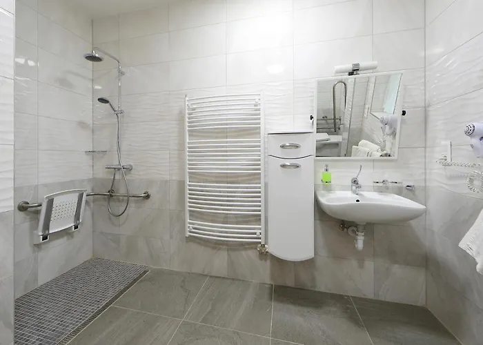 ゲストハウス Balazs バラトンフレド